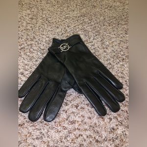 Michael Kors Gloves